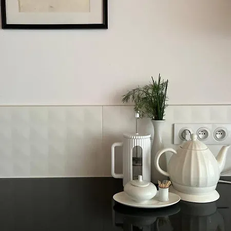 W Zaciszu Palacu Trzcinica