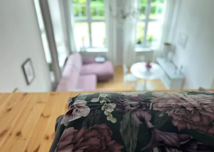 W Zaciszu Palacu Apartment