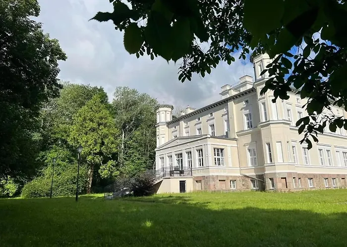 Apartment W Zaciszu Palacu Trzcinica